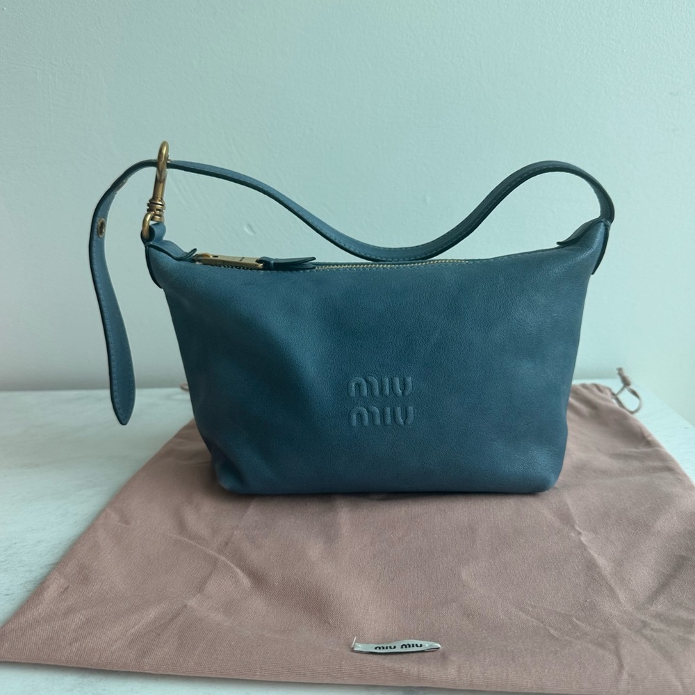New Miu Miu Spirit en Cuir Bag rare Blue $1690